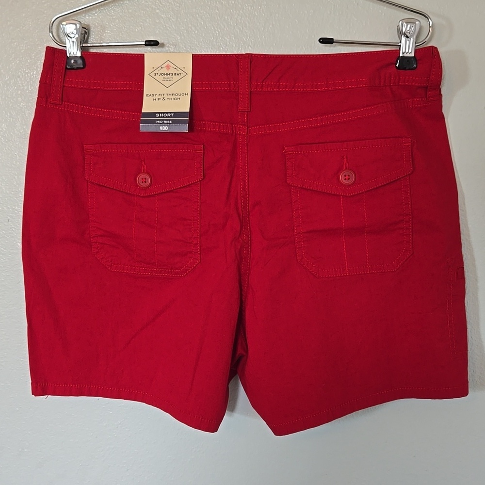 St. John's Bay | NWT Red Cotton Mid Rise Shorts Size 8 - Picture 2 of 9